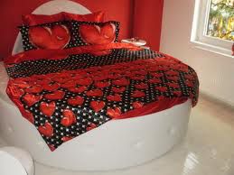 Ovako izgleda moj krevet kada moja mala odluci spavat kod mene