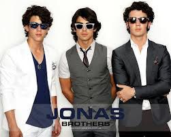 Jonas Brothers :)