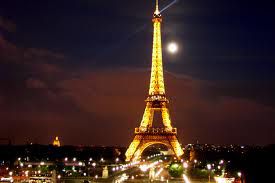 Paris (eiffelov toranj noću)