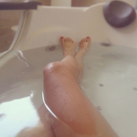 #chillin' #bath #me #gusta