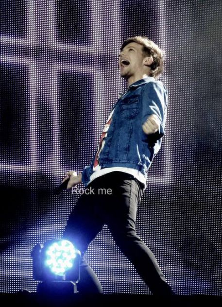 Louis i want to you ROCK ME!