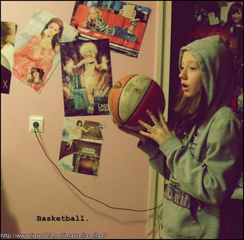 A, jaa. :D -Basketball. ♥